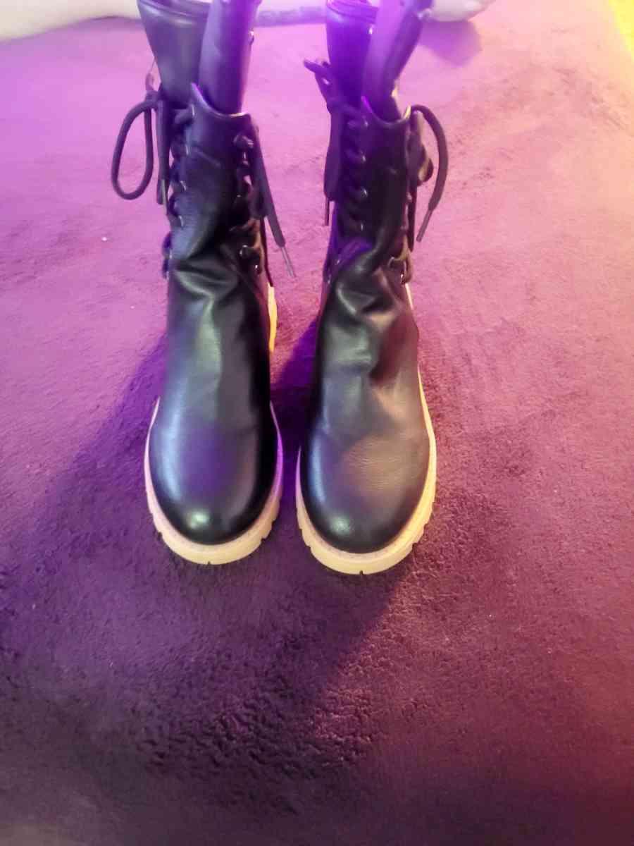 womens Boots