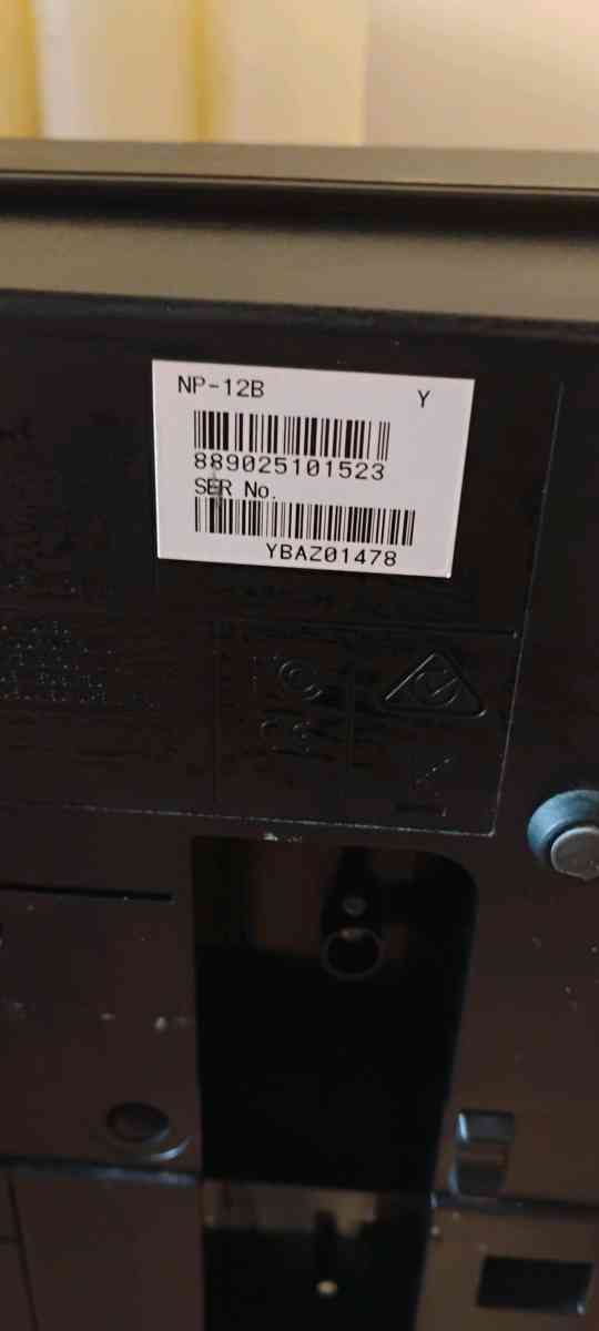 Yamaha NP12 61 Key Piaggero Portable Digital Corded  Battery