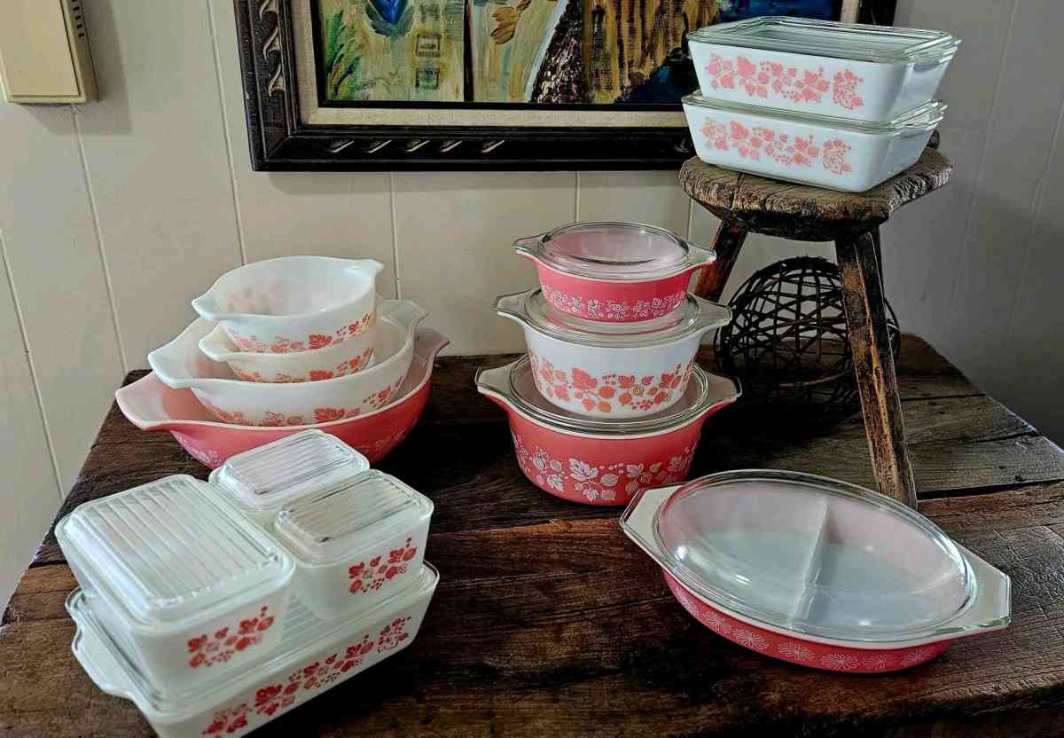 pink pyrex set 45 pieces