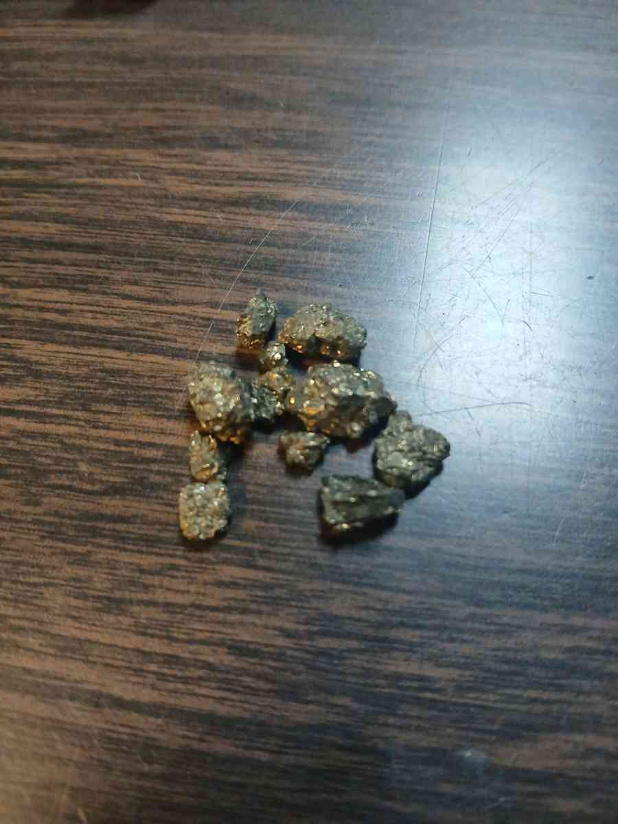 lots of pieces of gold