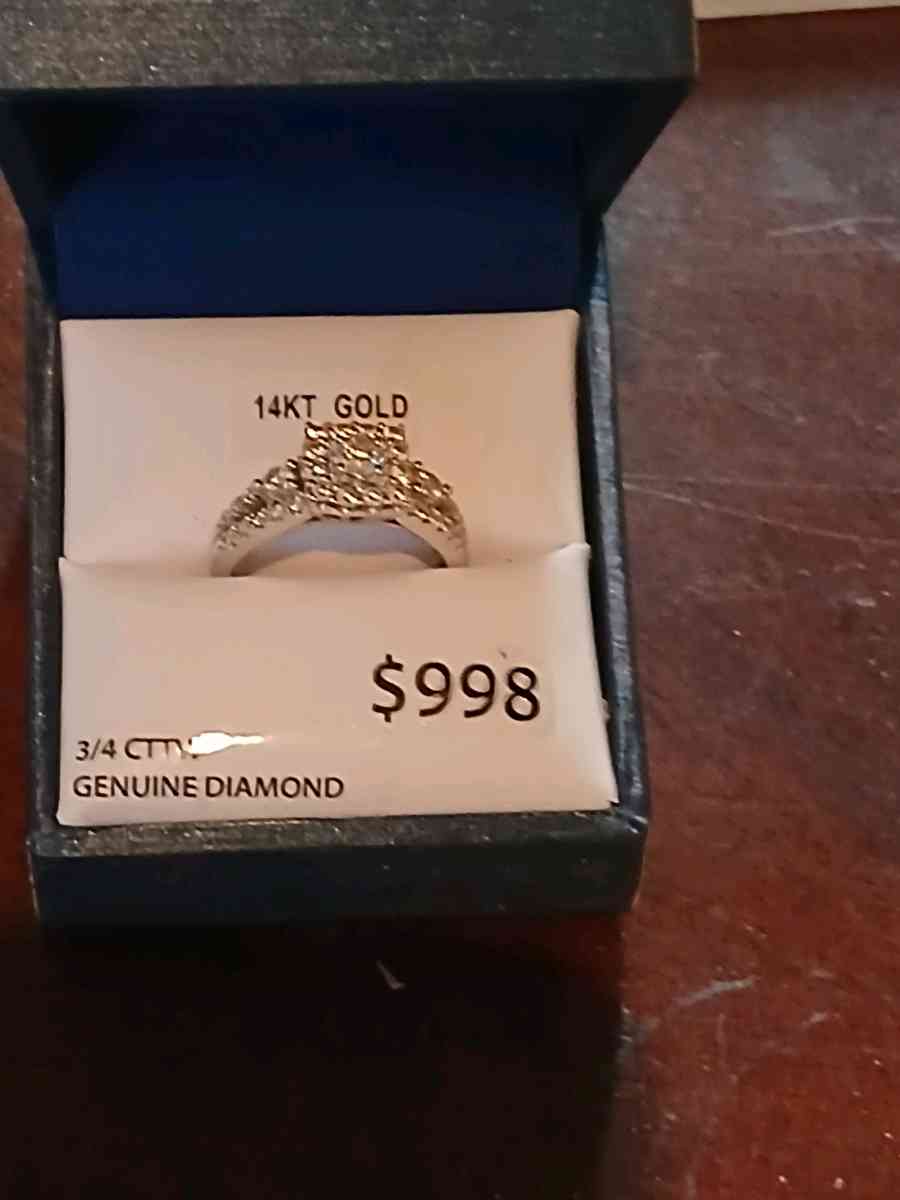 engagement ring