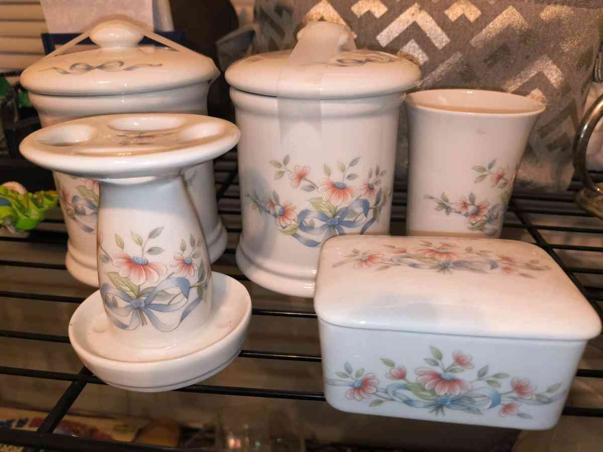 Heritage House Princess Bathroom Set 5