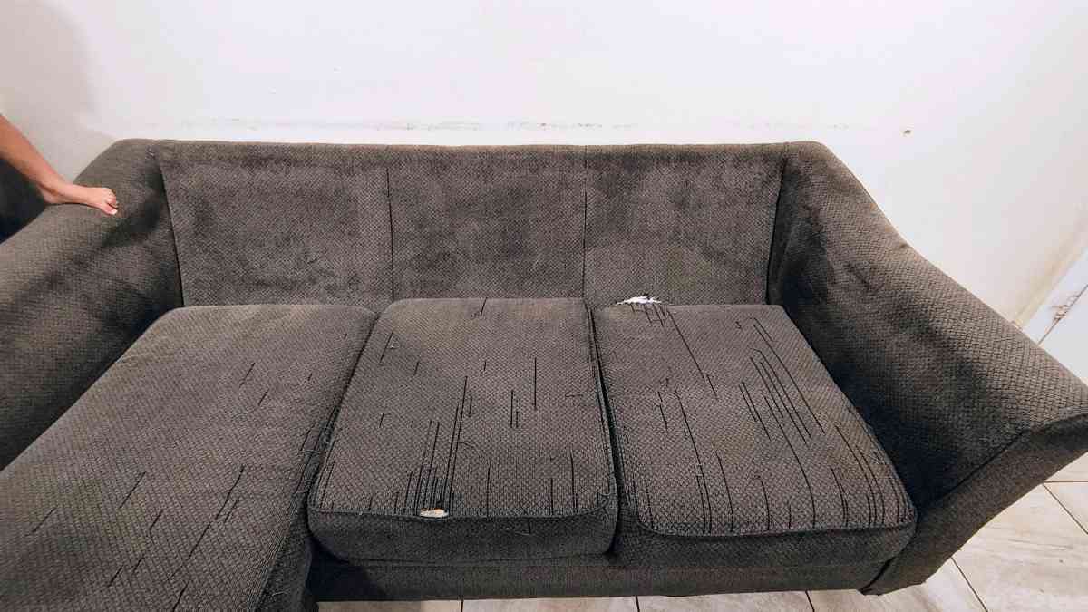sofa como se muestra en la imagen