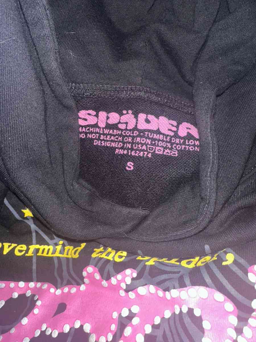 spider hoodie size small