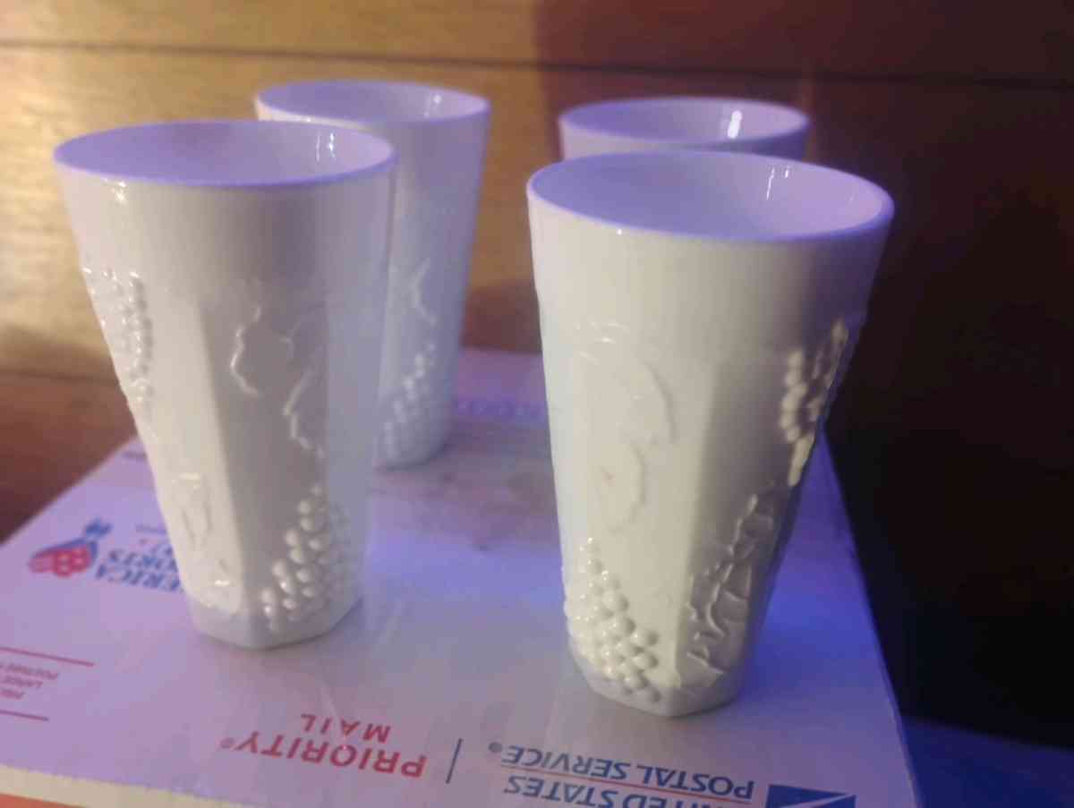 vintage grapevine milk glasses