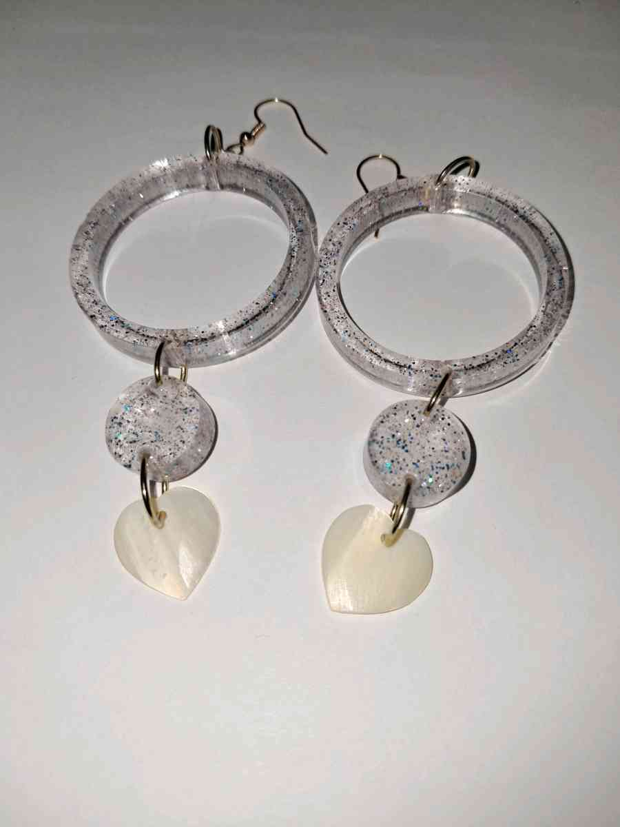 sparkling earrings with hearts