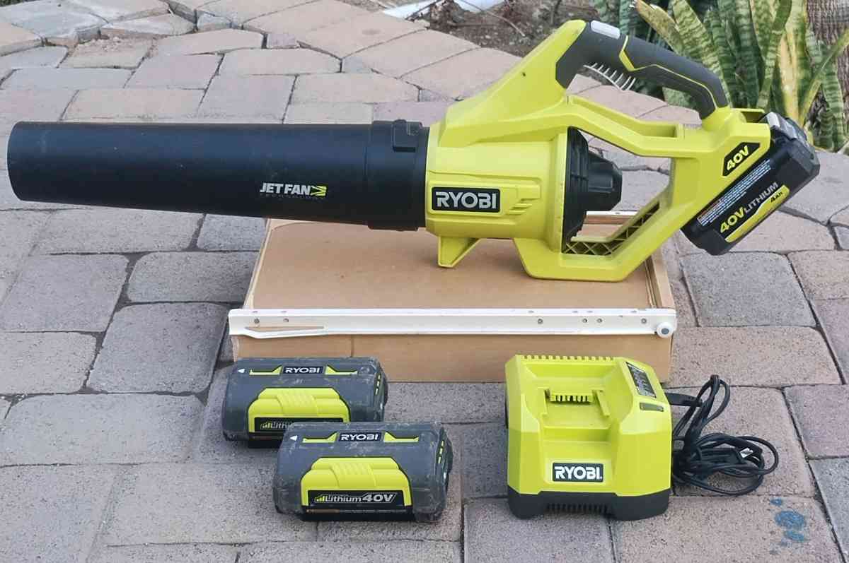Ryobi 5 pc Blower Set