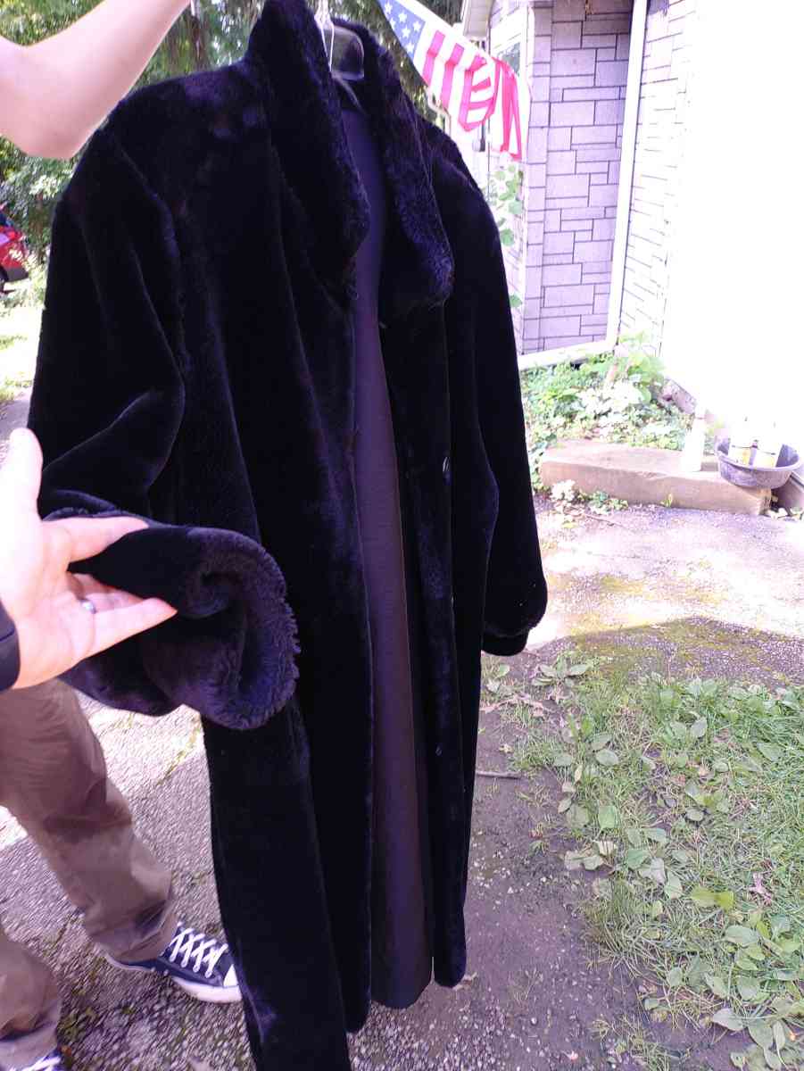 Casual Corner Faux Fur