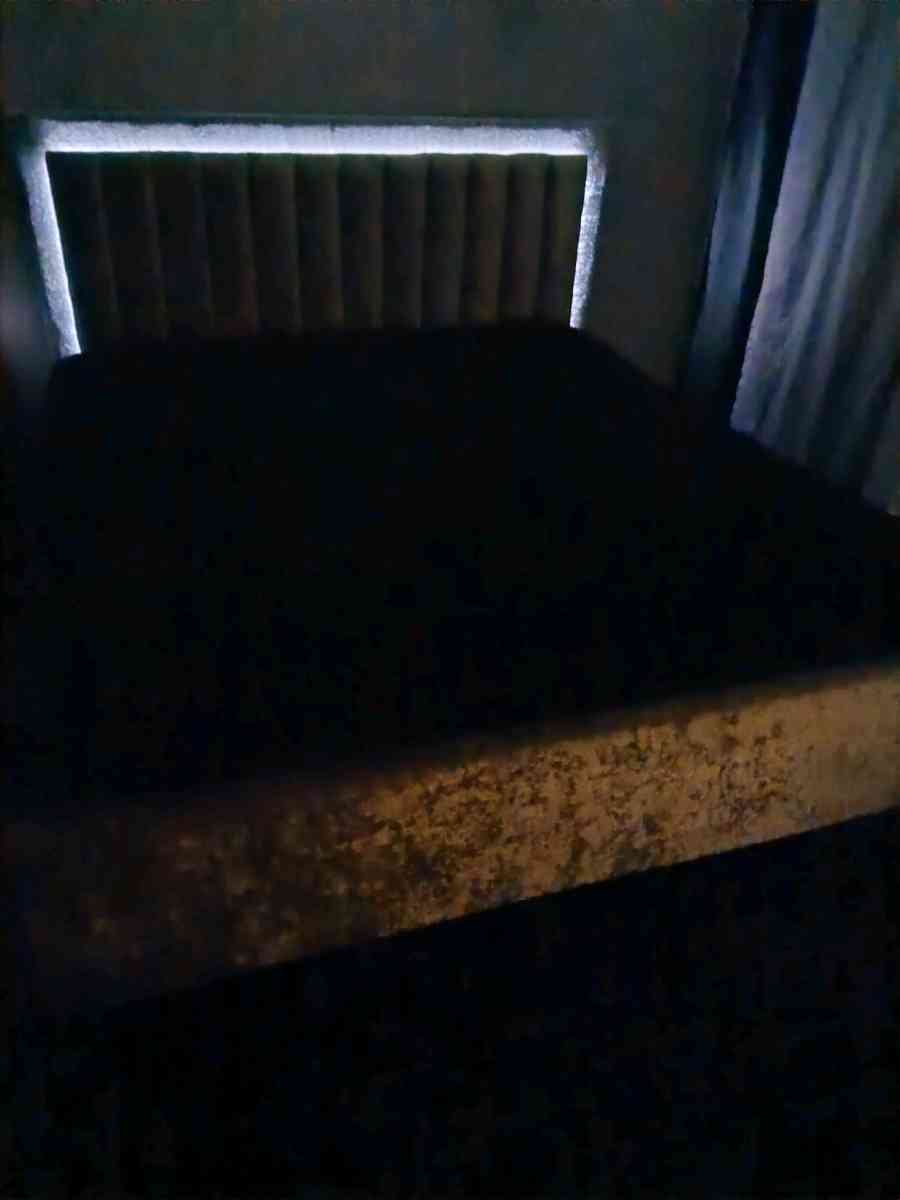 SILVER LED LIGHT BED WITH 3 SETTINGS