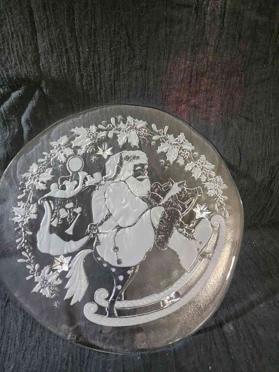 Frosted glass platter