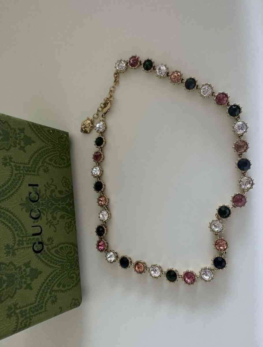 used Gucci Gold Multicor Stones Lion Necklace