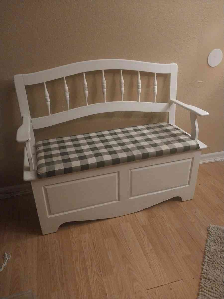 White Entryway Bench