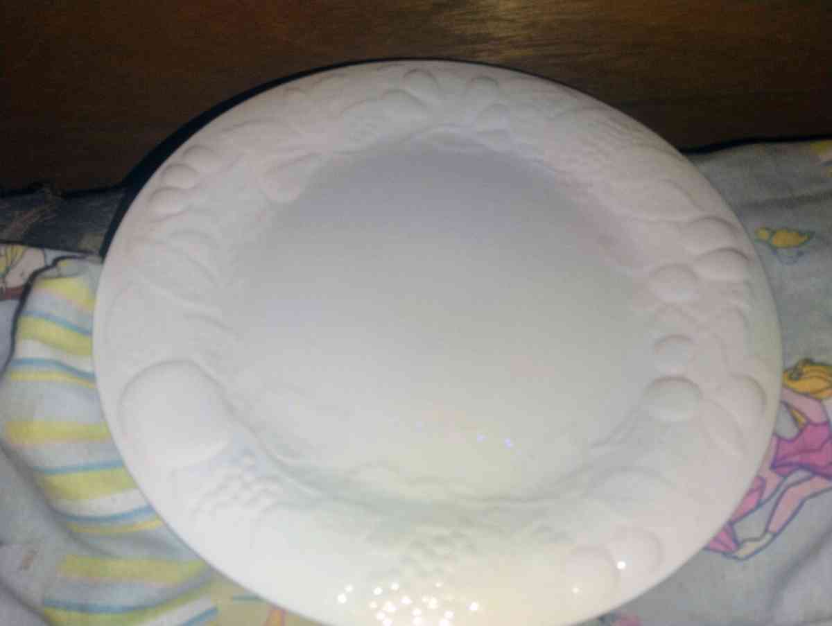 plates vintage grapevine stuff