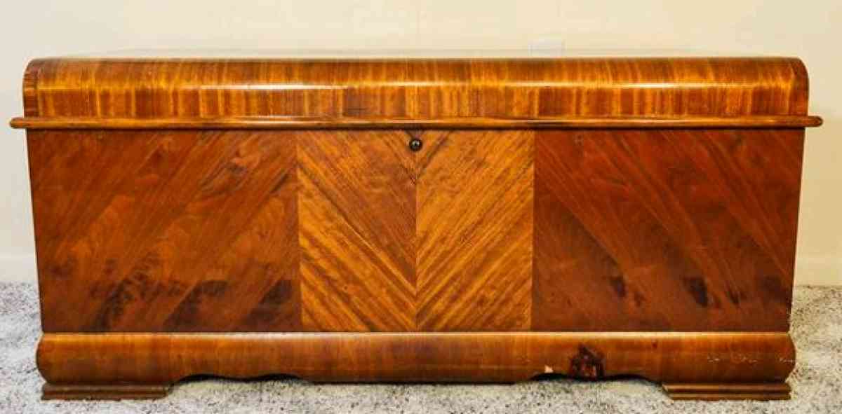 Lane Hope cedar chest