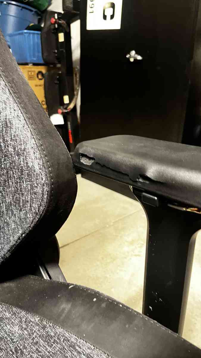 Secretlab TITAN Evo 2022 SoftWeave Plus Fabric Gaming Chair