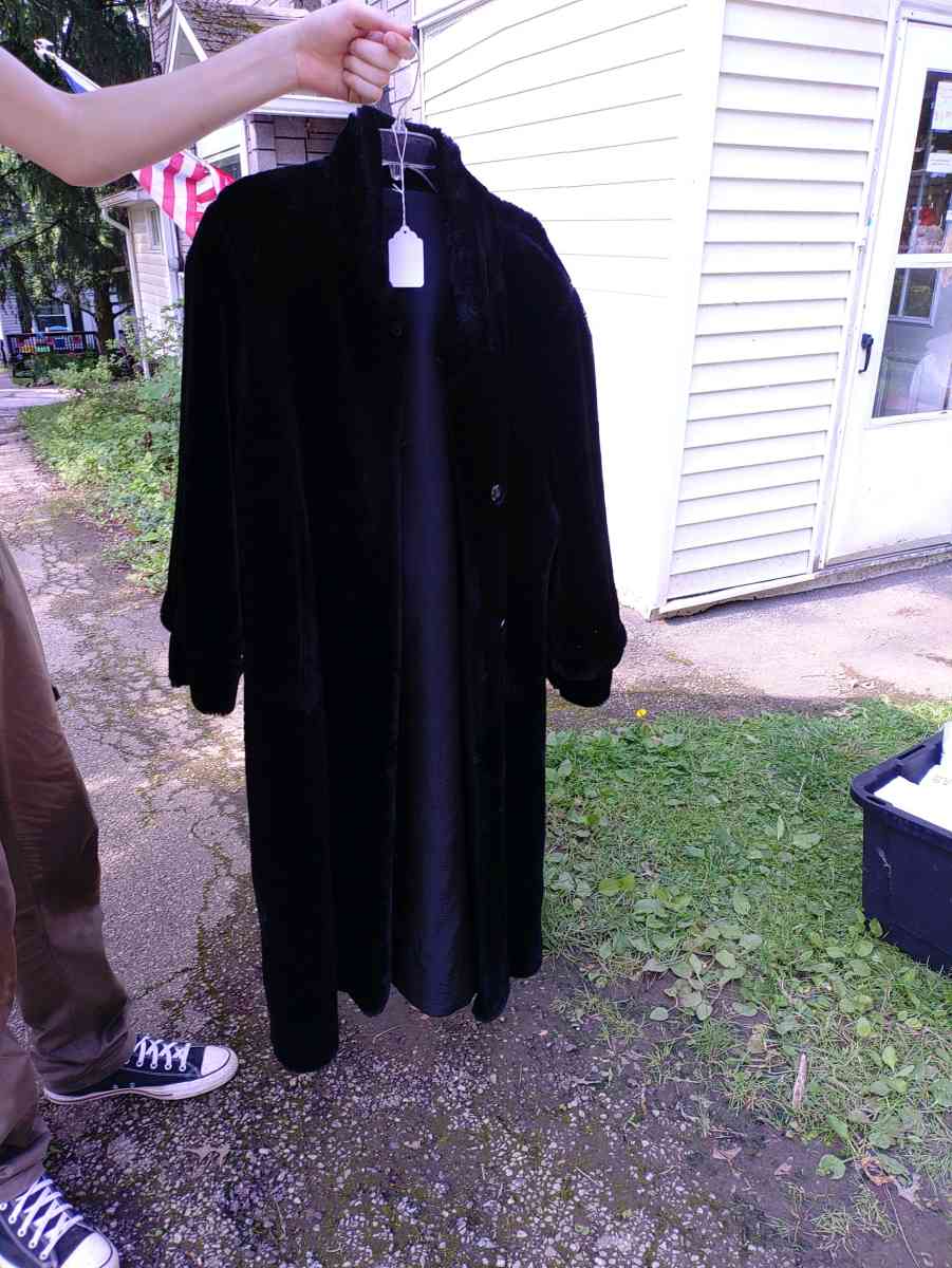 Casual Corner Faux Fur