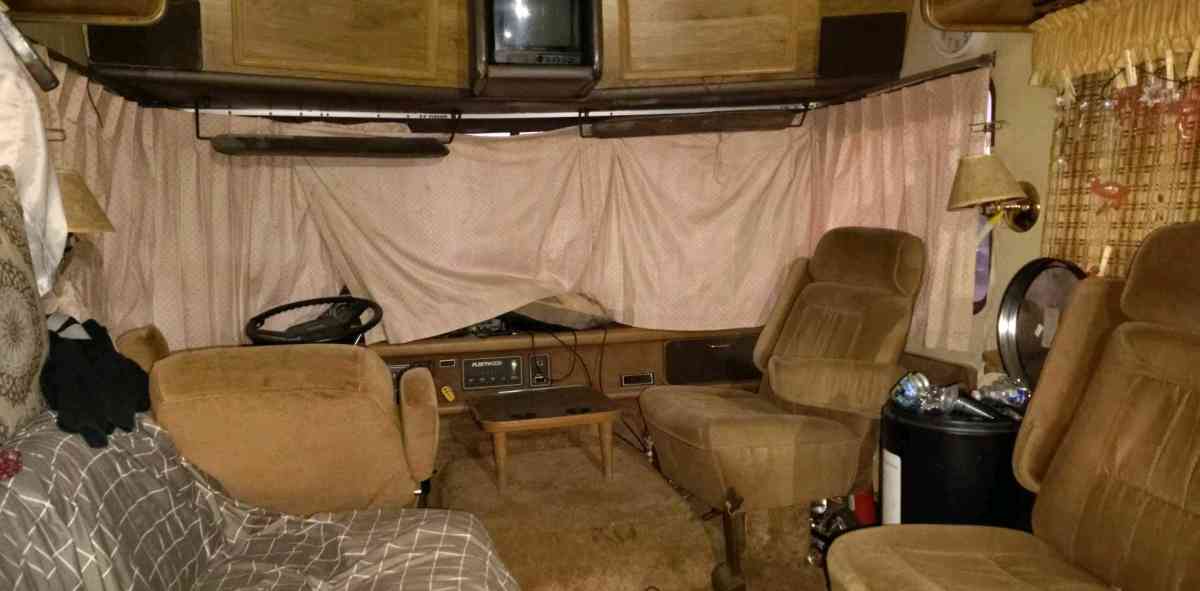 1986 Fleetwood bounder rv