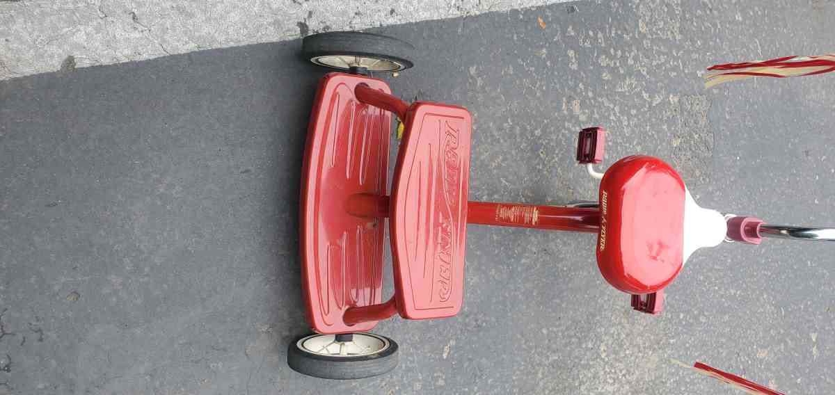 Radio flyer trike