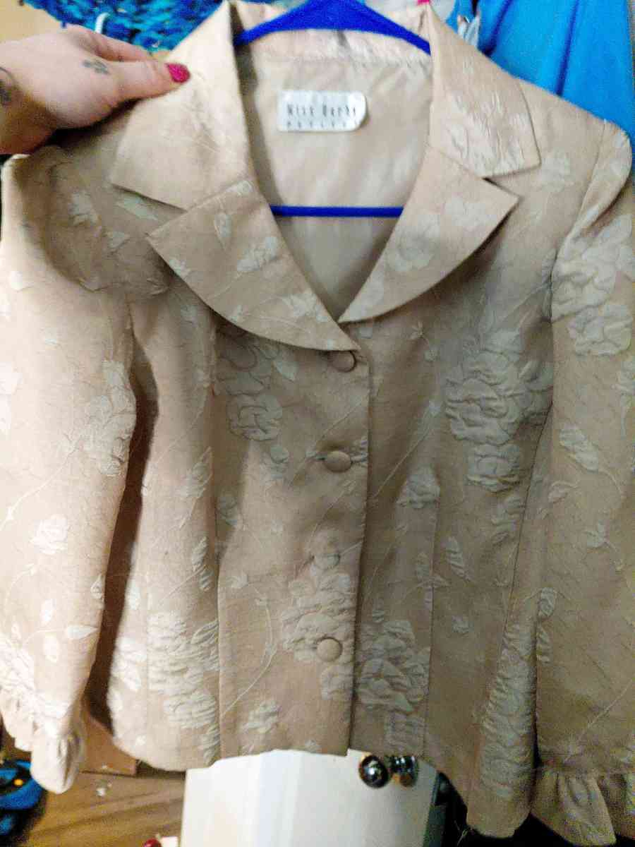 Womans Size Small Clothing bundle 18pc