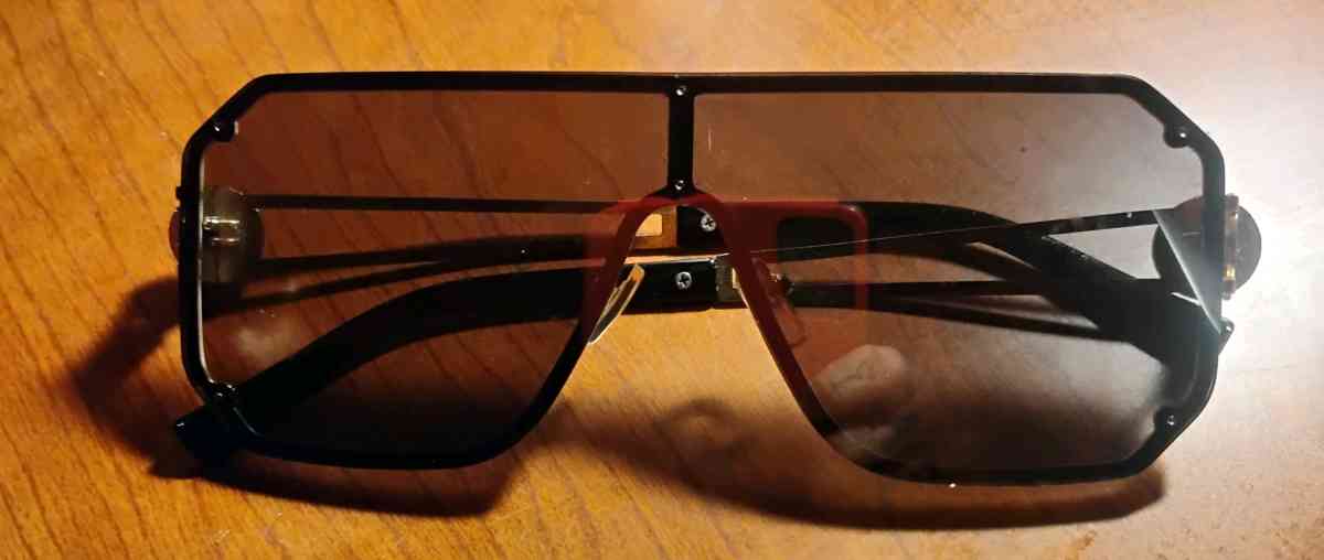 Versace Mens Sunglasses