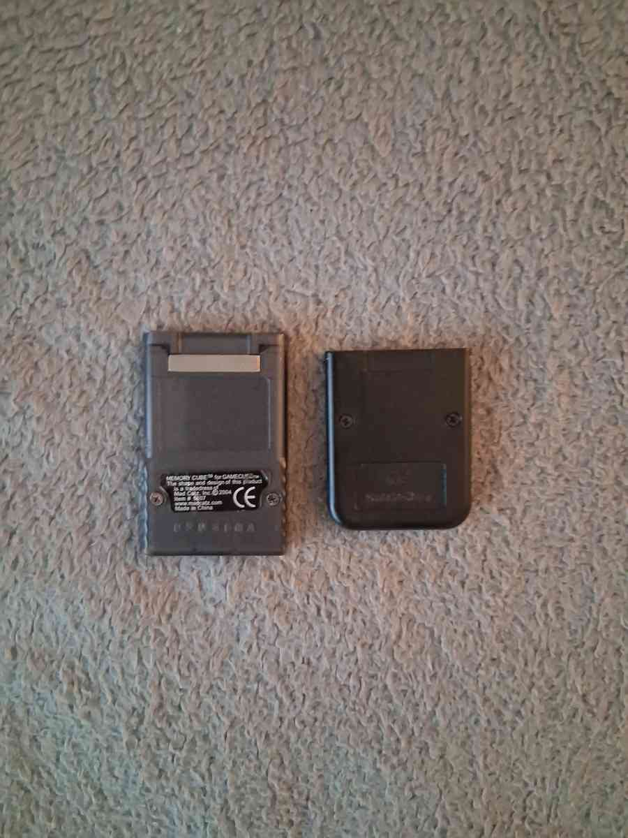 2 Nintendo GameCube Memory Cards for Nintendo GameCube