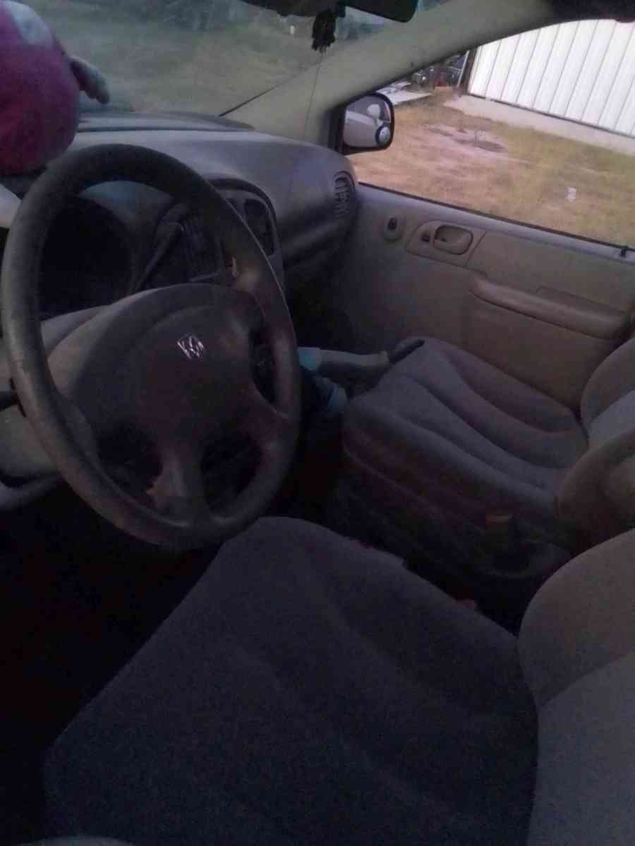 2005 Dodge Caravan Mini Van