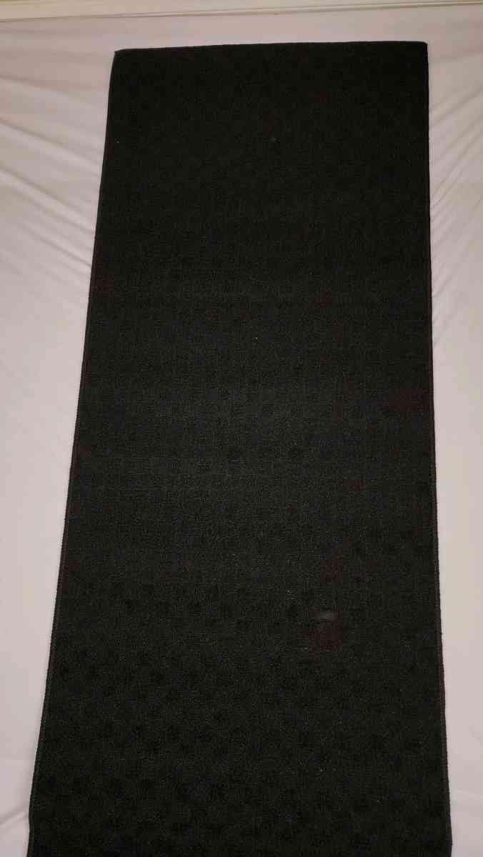 MEDALLION BLACK 2 FT X 8 FT RUNNER RUG