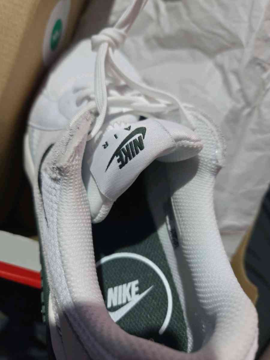 brand new womens nike