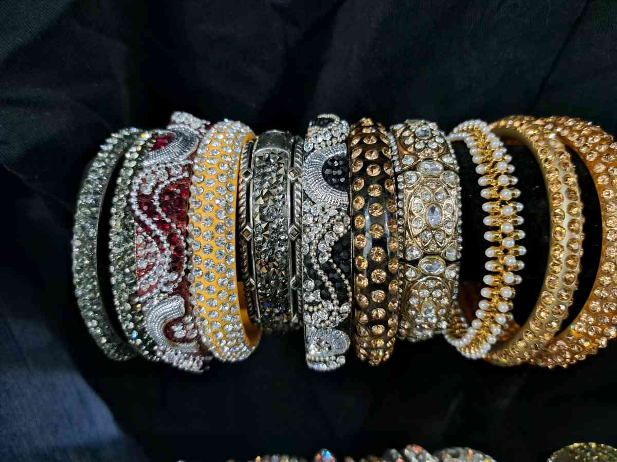 costume Jewelry Bracelets