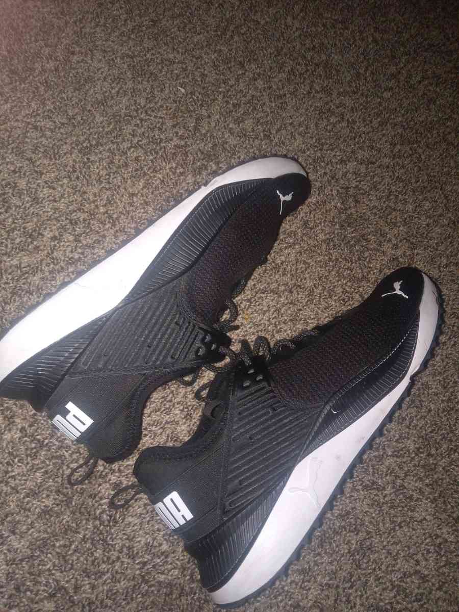 puma running shoes