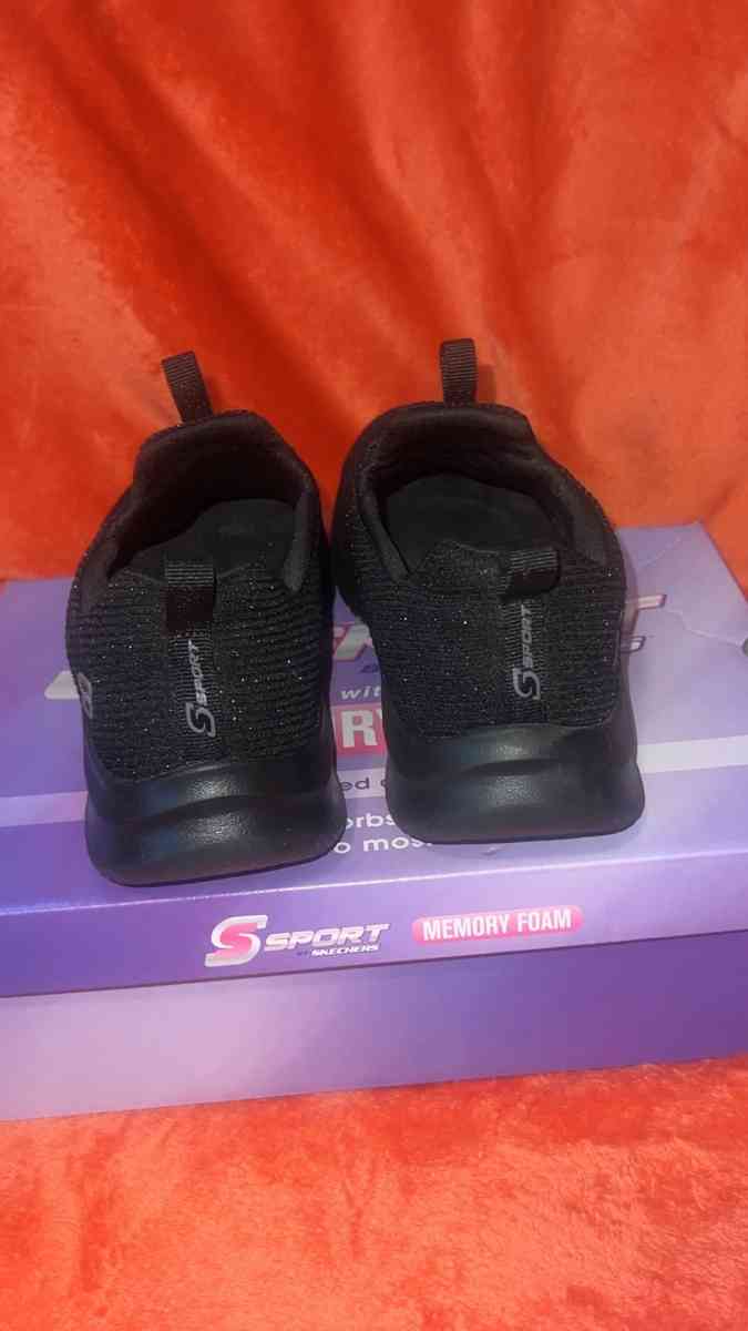 New In Box Skechers Sport black with memory foam womens size