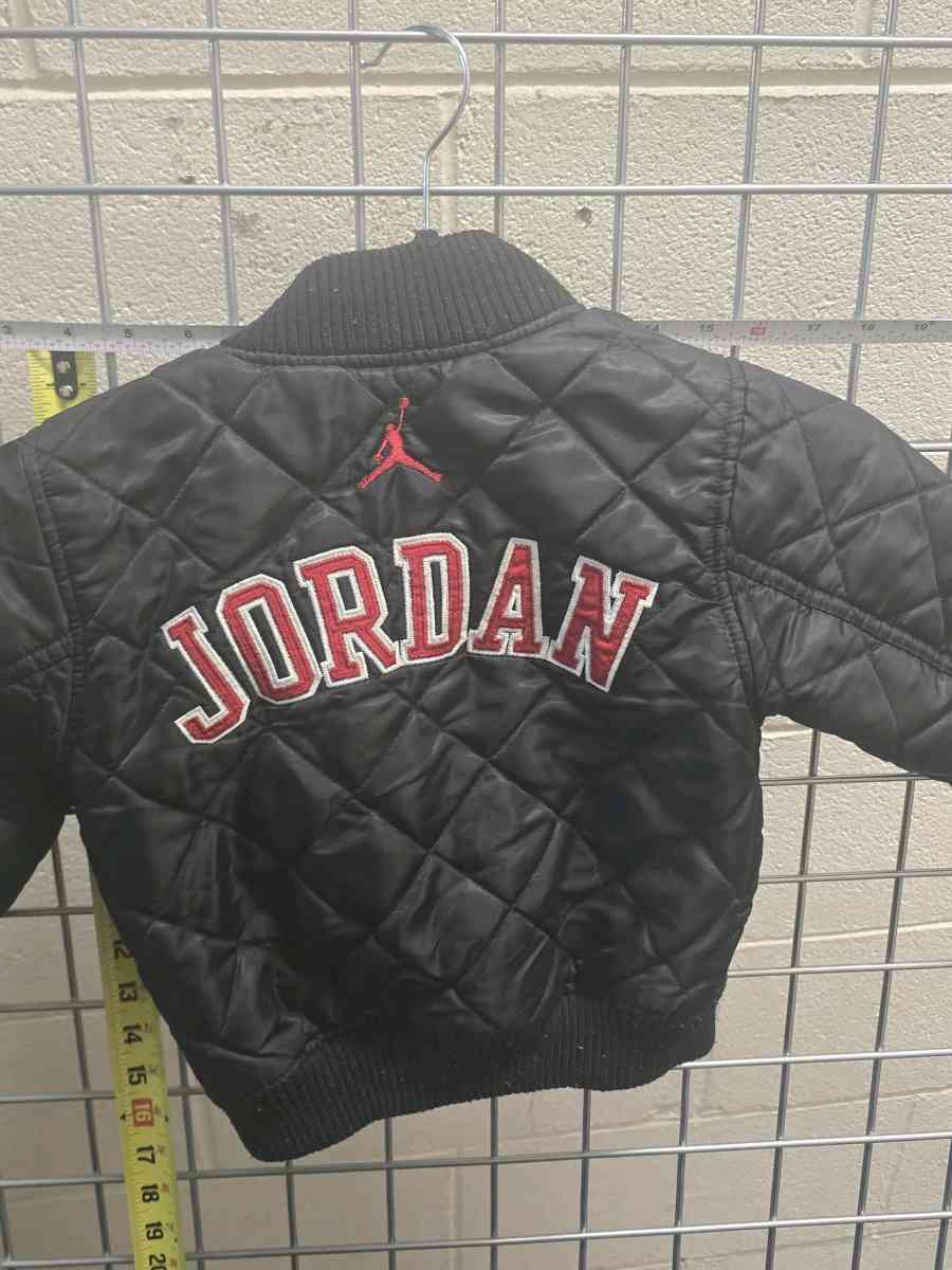 kids jordan JACKET size xs