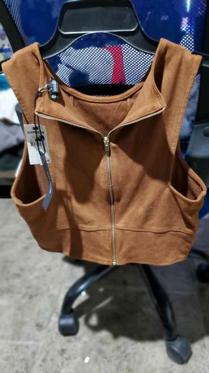 Express Zipup Vest Wuth Original tags