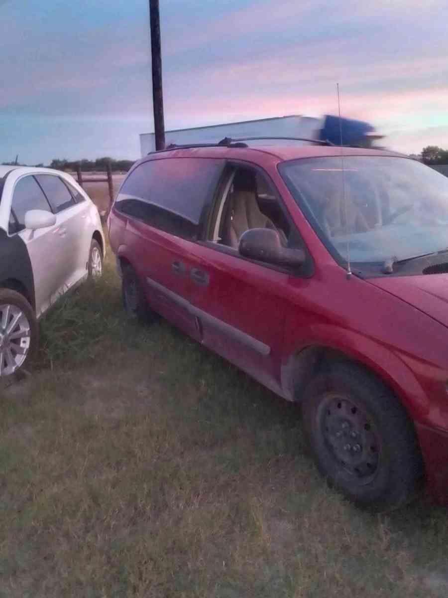 2005 Dodge Caravan Mini Van