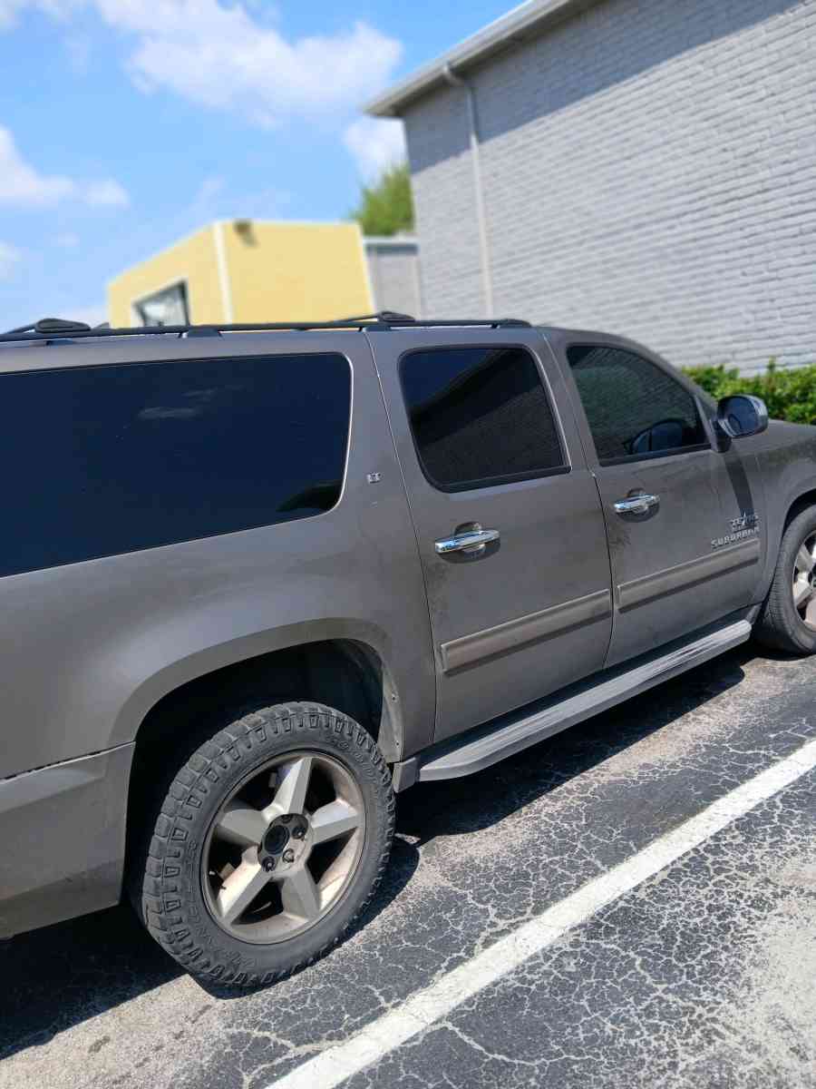 2011 Chevy suburban