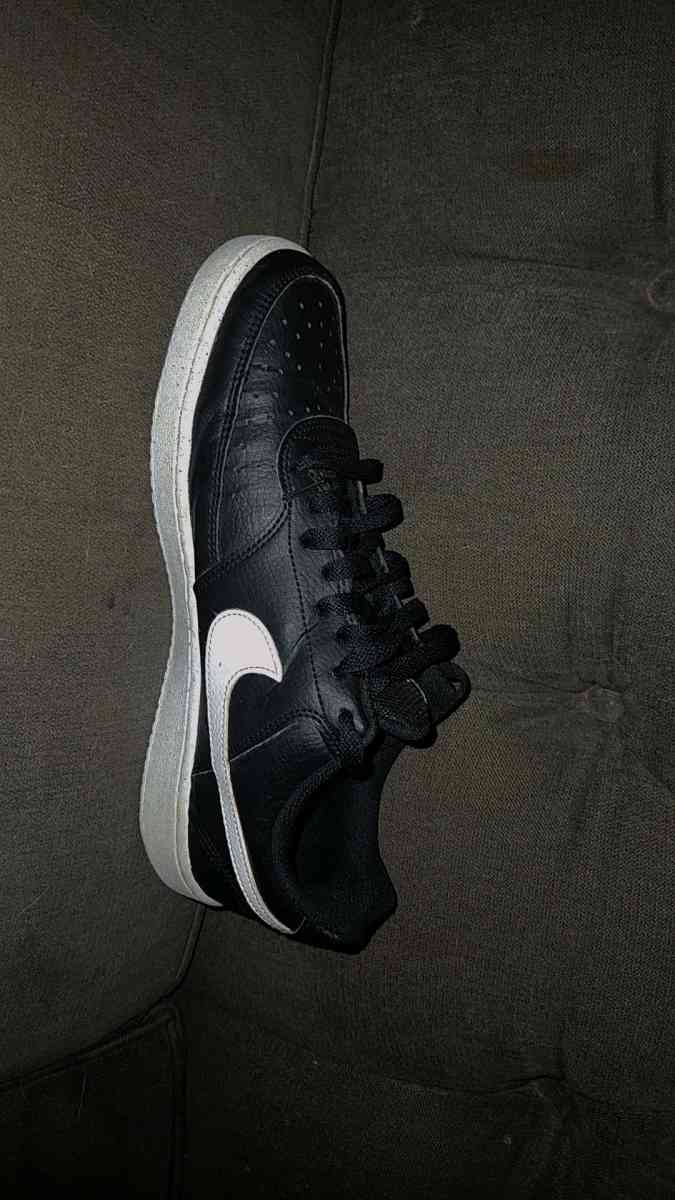 Nike Court Vision Low