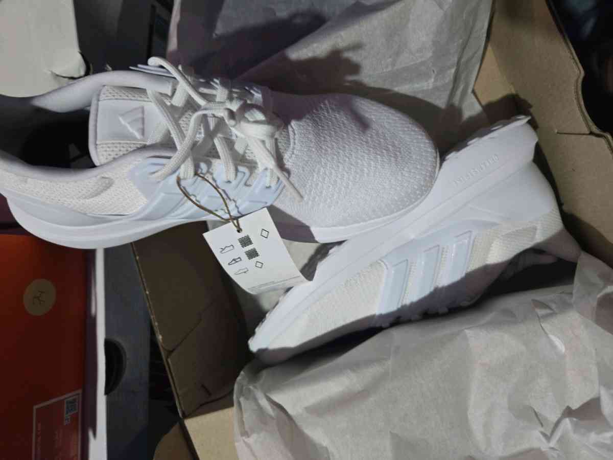 Adidas womens brand new