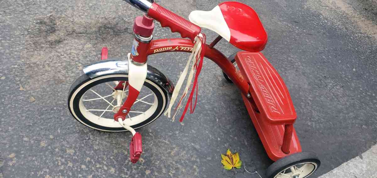 Radio flyer trike