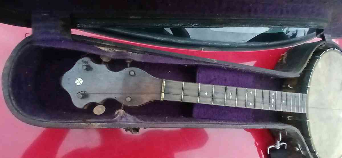 Vega Style F Tenor Banjo 1916 Antique