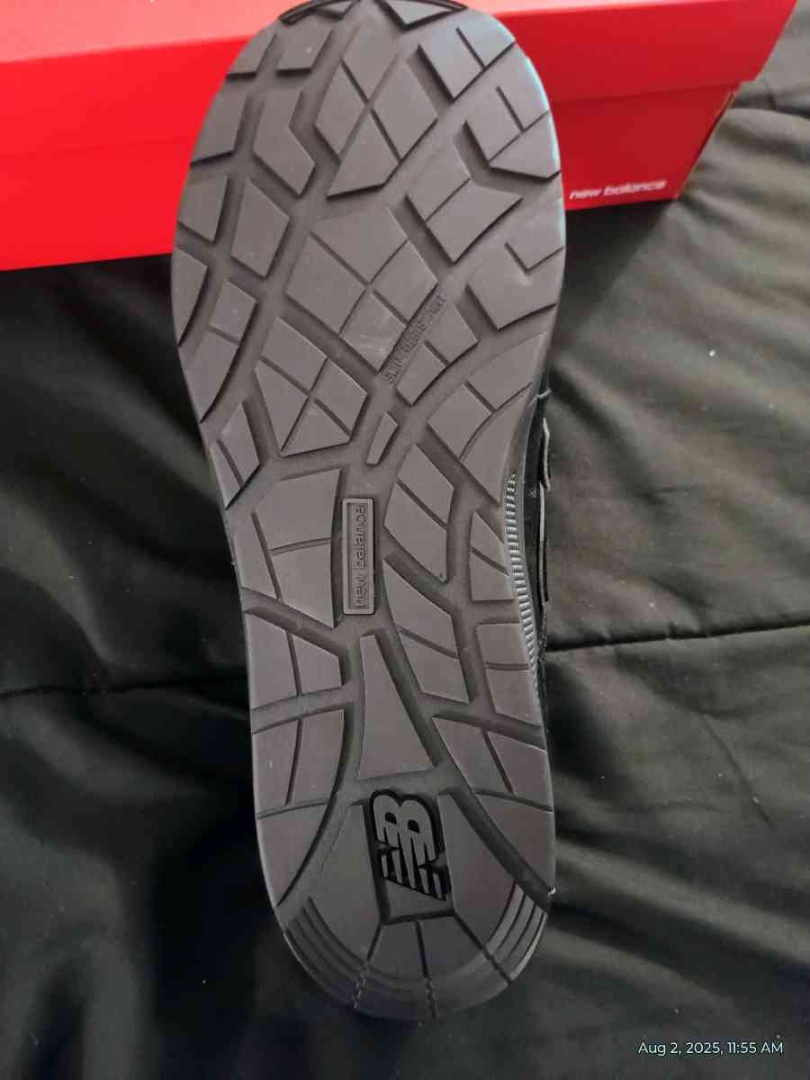 New balance mens shoes