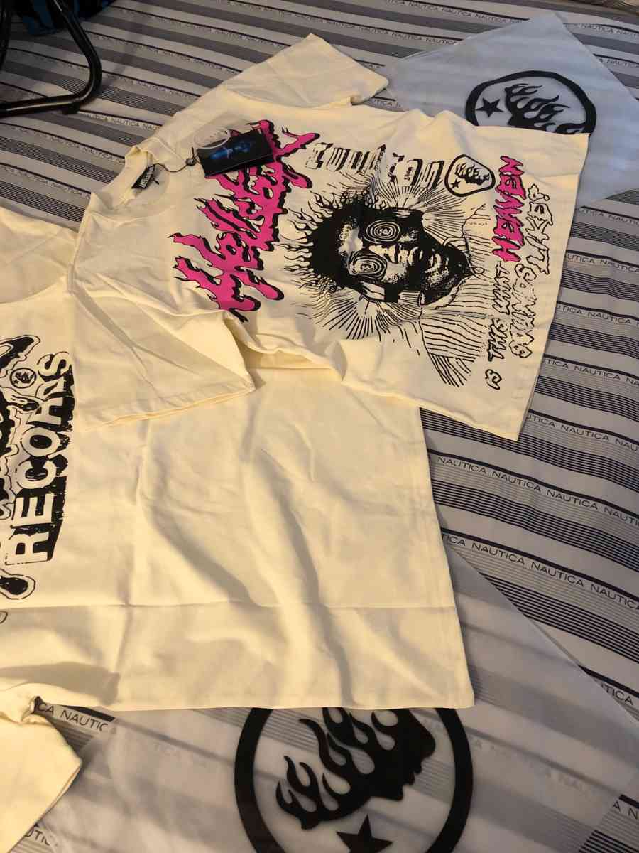 HELLSTAR STUDIOS SOUNDS LIKE HEAVEN TEE CREAM