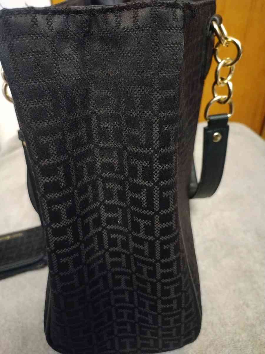 TOMMY HILFIGER Signature Black Canvas Faux Leather Shoulder
