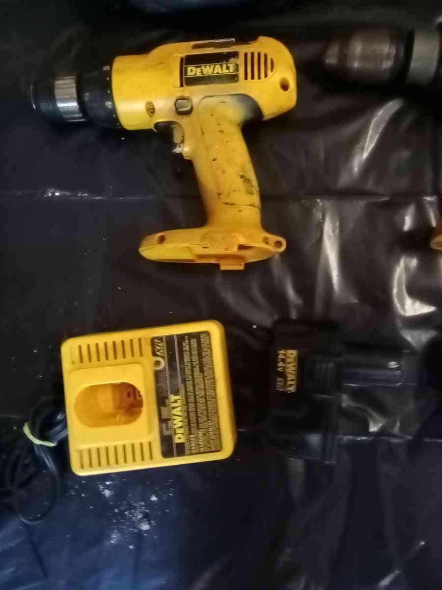 DeWalt power tool bundle