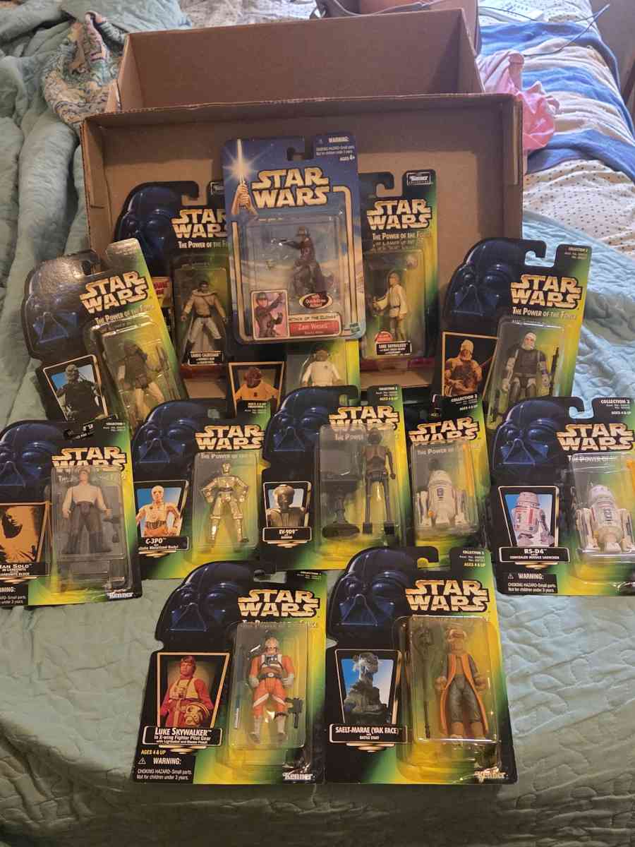 Lot of Star Wars The Power of the Force action figures