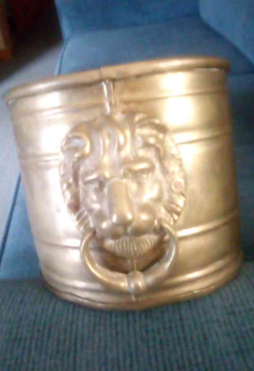 Antique brass planter