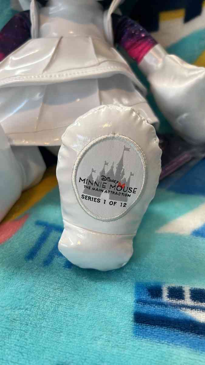 Disney Minnie Mouse The Main Attraction Space Mountain 16 in