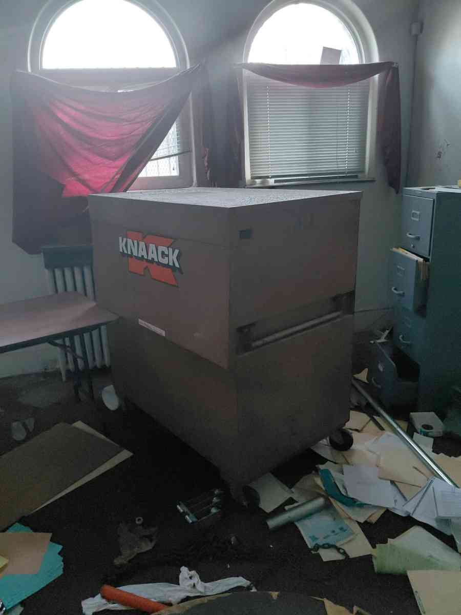 KNAACK job box 5 foot