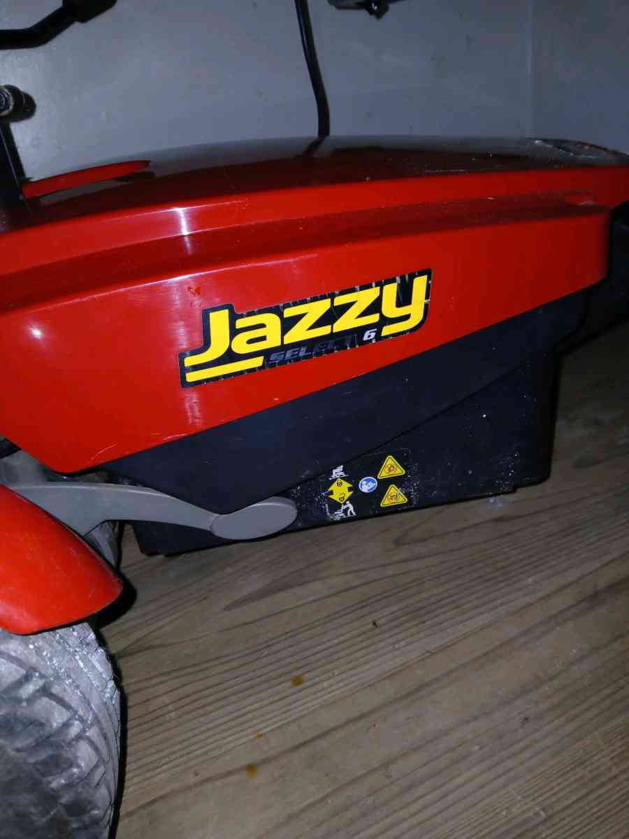 Jazzy Select 6 Powerchair