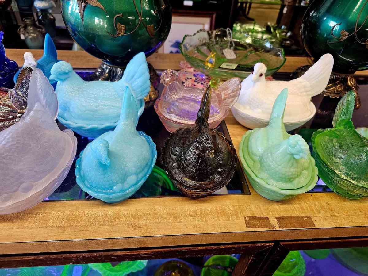 vintage glass hens on nest