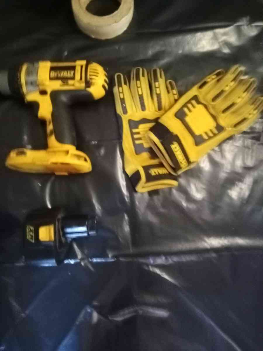 DeWalt power tool bundle